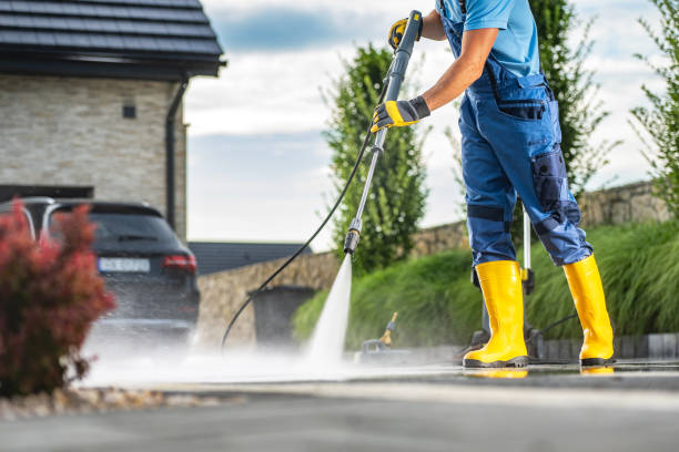 Best Parking Lot and Garage Cleaning  in Iowa Park, TX